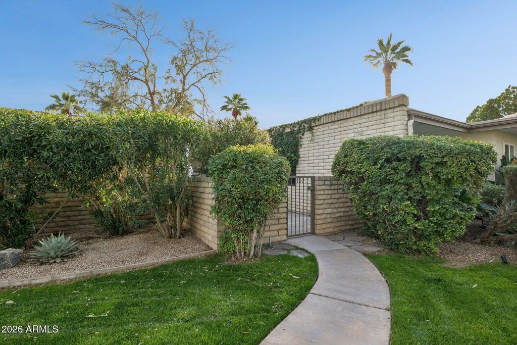 Image 38 of property listing at 4800 N 68TH Street 162, Scottsdale, AZ 85251