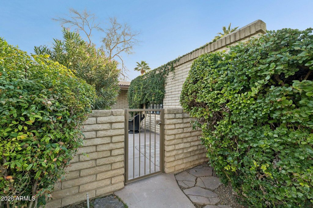 Image 39 of property listing at 4800 N 68TH Street 162, Scottsdale, AZ 85251