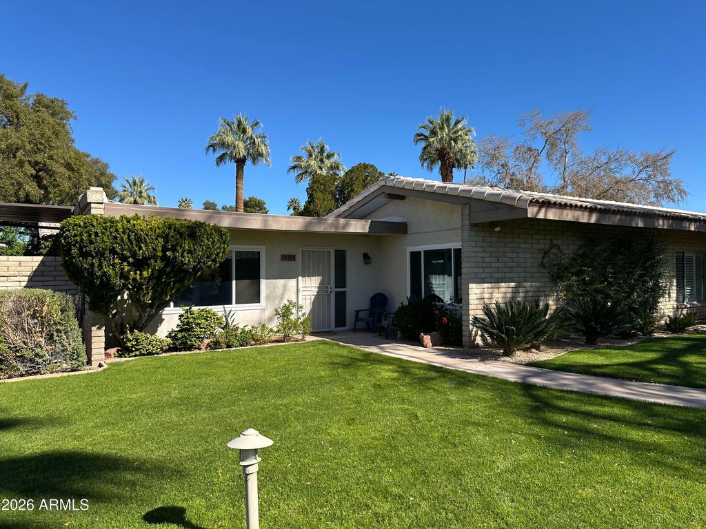 Image 9 of property listing at 4800 N 68TH Street 162, Scottsdale, AZ 85251