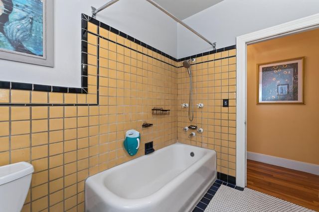 536 E Clinton Avenue, Fresno, CA 93704