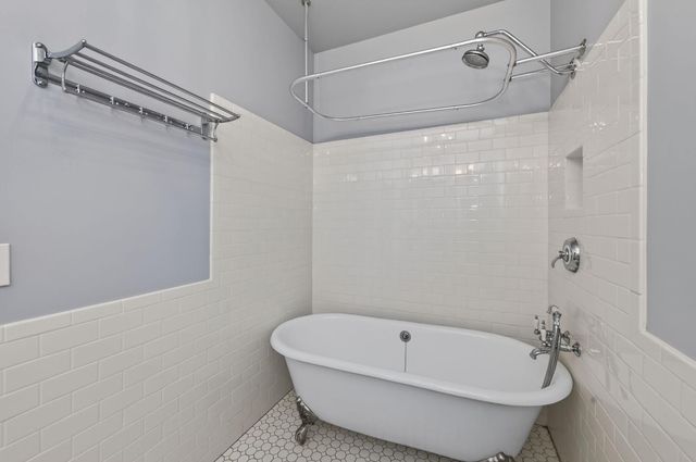 536 E Clinton Avenue, Fresno, CA 93704