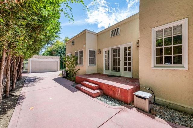 536 E Clinton Avenue, Fresno, CA 93704