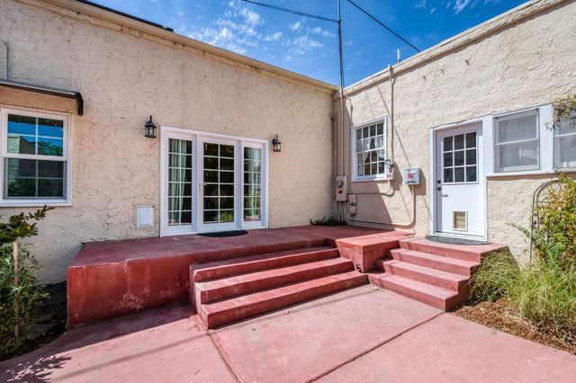 536 E Clinton Avenue, Fresno, CA 93704