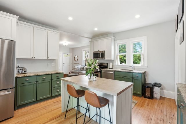 83 Birch St 1, Boston, MA 02131