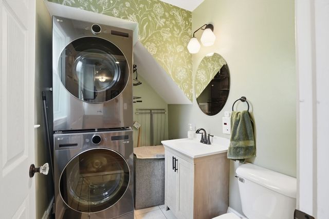 83 Birch St 1, Boston, MA 02131