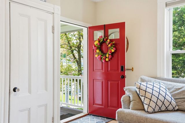 83 Birch St 1, Boston, MA 02131
