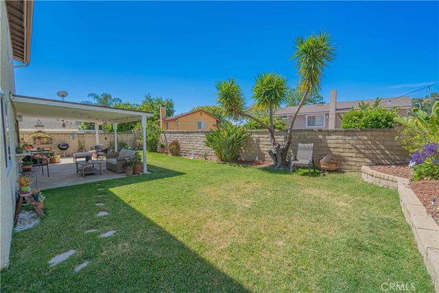 27939 Caraway Lane, Saugus, CA 91350