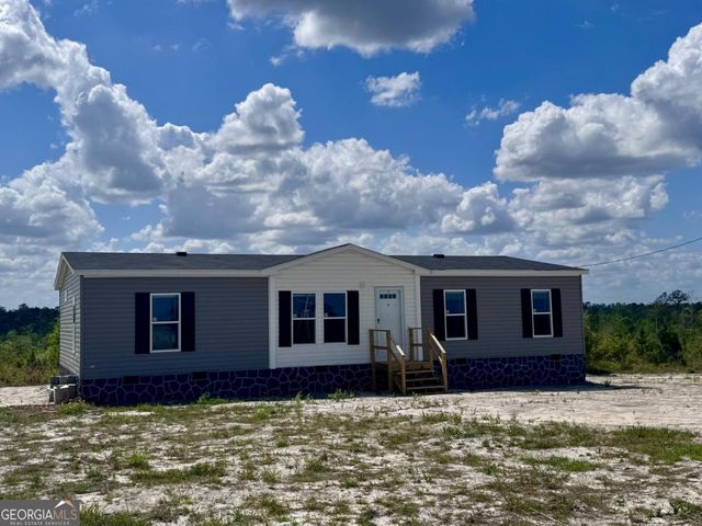 67 Longleaf Road, Hazlehurst, GA 31539