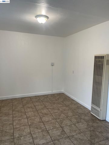 22622 2nd Street, Hayward, CA 94541