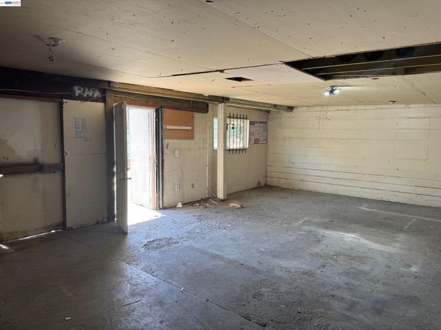 22622 2nd Street, Hayward, CA 94541