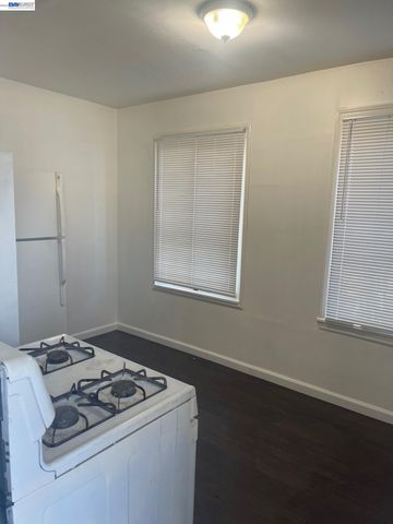 22622 2nd Street, Hayward, CA 94541