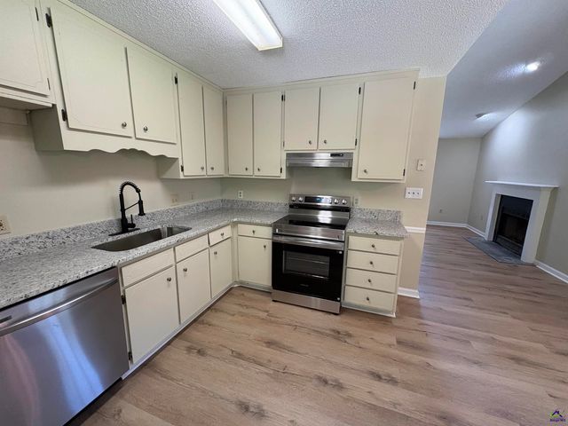 291 JEFFERSON PARK DR., Macon, GA 31220