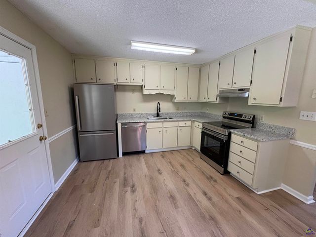 291 JEFFERSON PARK DR., Macon, GA 31220