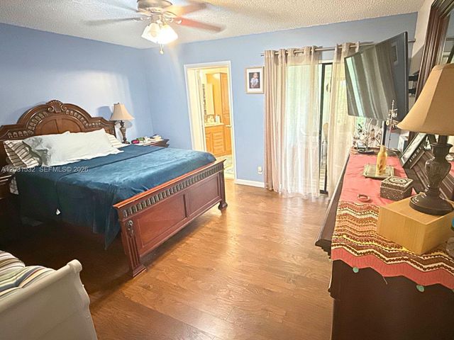 2640 W Gately Dr W 202, West Palm Beach, FL 33415