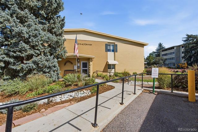 740 S Alton Way 12A, Denver, CO 80247