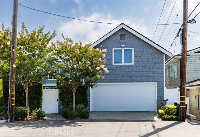 125 Kings Place, Newport Beach, CA 92663