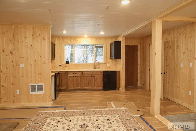 6 Upper Coyote Hollow, Irwin, ID 83428