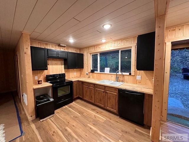 6 Upper Coyote Hollow, Irwin, ID 83428