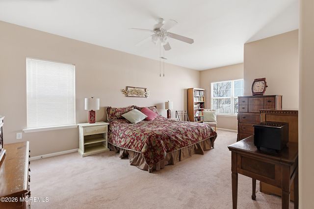 10 Arcadia Drive, Manchester, NJ 08759