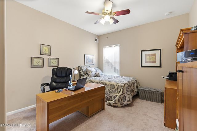 10 Arcadia Drive, Manchester, NJ 08759