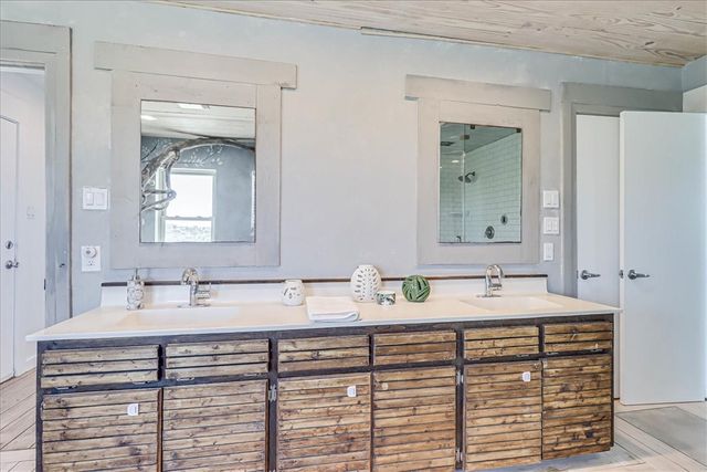 236 Dolphin Lane, Port Aransas, TX 78373