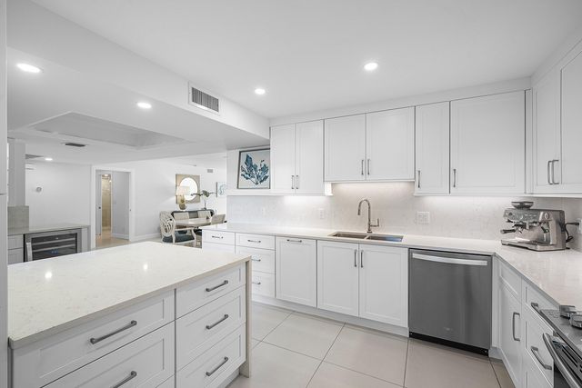 3611 Quail Ridge Drive S Bobwhite A, Boynton Beach, FL 33436