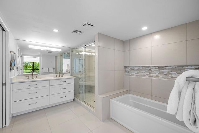 3611 Quail Ridge Drive S Bobwhite A, Boynton Beach, FL 33436