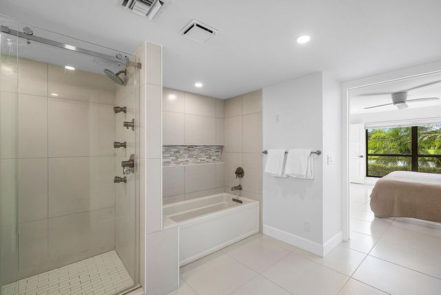 3611 Quail Ridge Drive S Bobwhite A, Boynton Beach, FL 33436