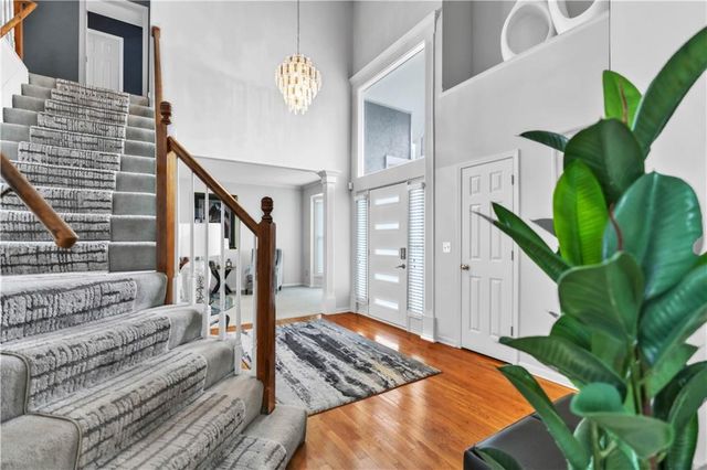 8007 W 131st Terrace, Overland Park, KS 66213