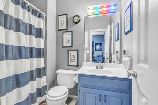 8007 W 131st Terrace, Overland Park, KS 66213