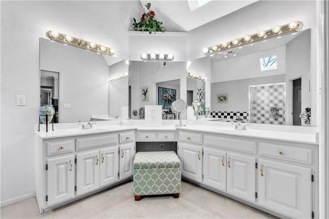 8007 W 131st Terrace, Overland Park, KS 66213