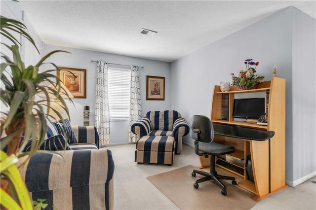 8007 W 131st Terrace, Overland Park, KS 66213