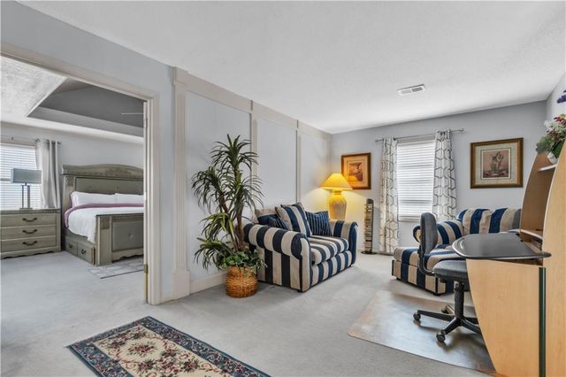 8007 W 131st Terrace, Overland Park, KS 66213