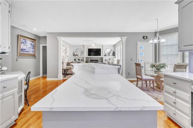 8007 W 131st Terrace, Overland Park, KS 66213