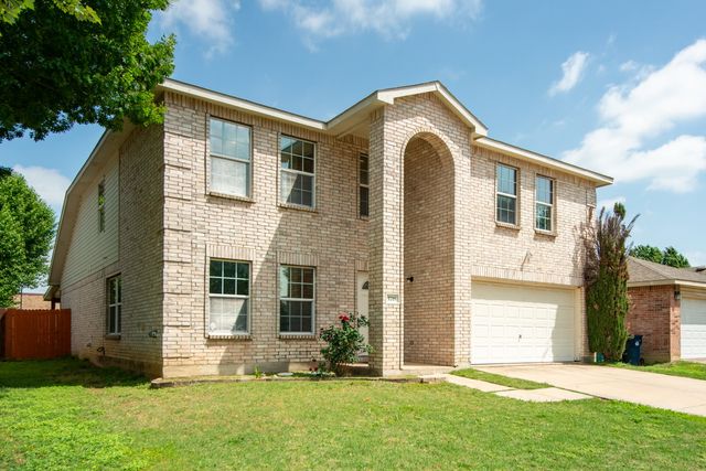 5718 Green Ivy Road, Denton, TX 76210