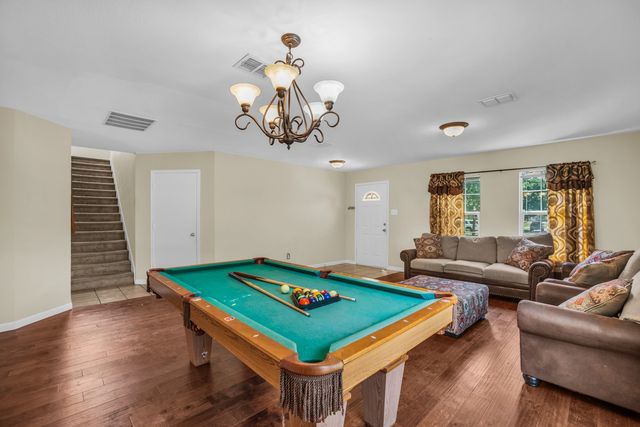 5718 Green Ivy Road, Denton, TX 76210