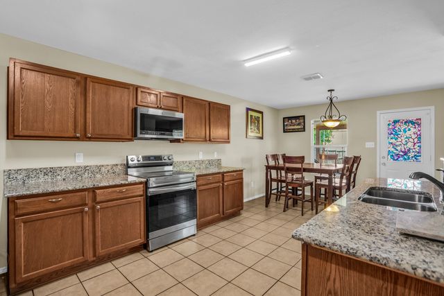 5718 Green Ivy Road, Denton, TX 76210