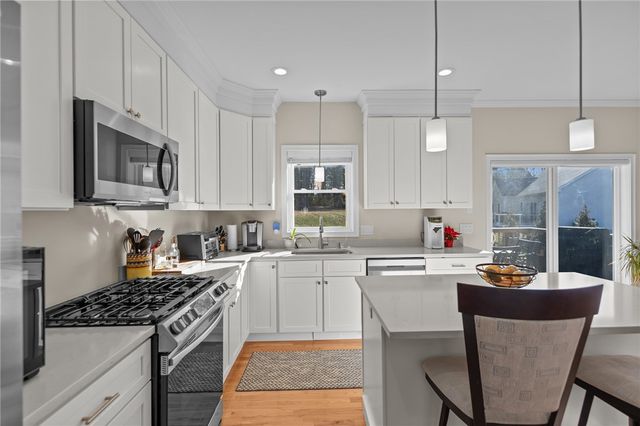 251 East Shore Drive Drive, Coventry, RI 02816