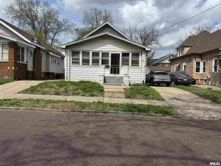 723 E BEHRENDS Avenue, Peoria, IL 61603