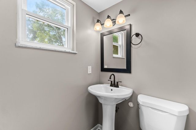 5016 Julie Place, Columbus, OH 43229