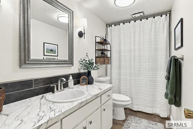 11625 S Pinehurst Drive, Idaho Falls, ID 83404