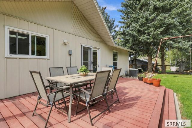 11625 S Pinehurst Drive, Idaho Falls, ID 83404