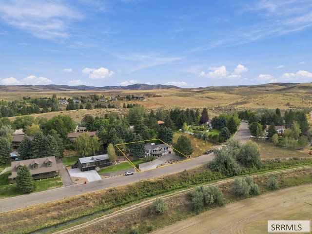 11625 S Pinehurst Drive, Idaho Falls, ID 83404