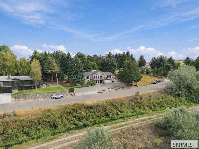 11625 S Pinehurst Drive, Idaho Falls, ID 83404