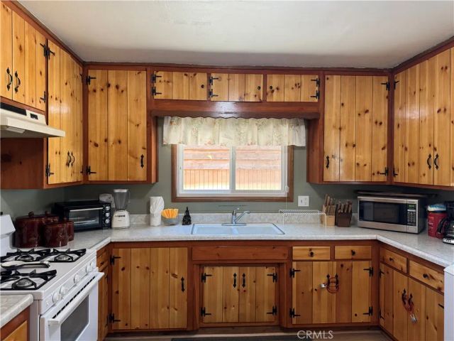 436 Dixie Lane, Big Bear Lake, CA 92315