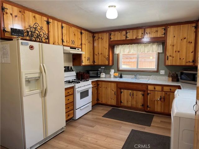 436 Dixie Lane, Big Bear Lake, CA 92315