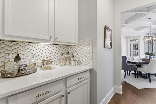 5515 Chestnut Drive, Cumming, GA 30040