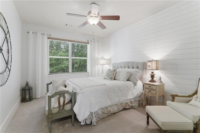 5515 Chestnut Drive, Cumming, GA 30040