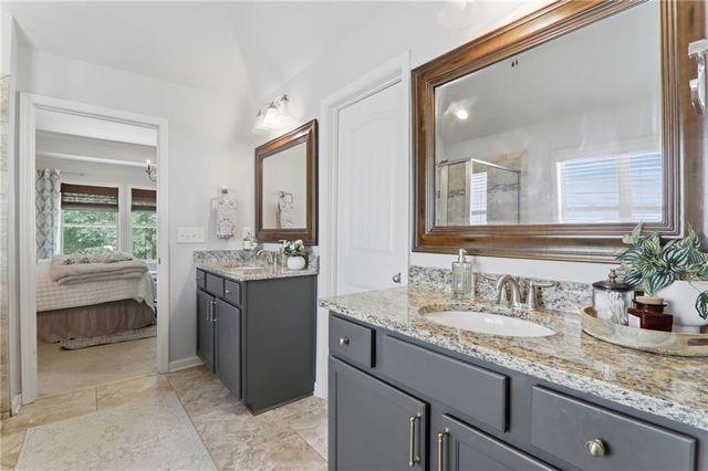 5515 Chestnut Drive, Cumming, GA 30040