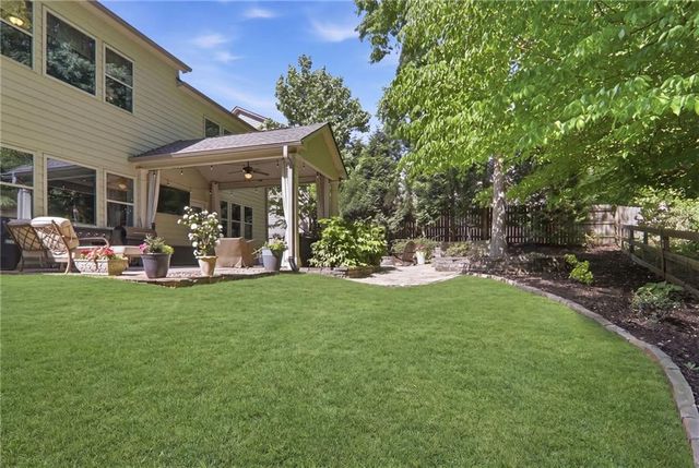 5515 Chestnut Drive, Cumming, GA 30040